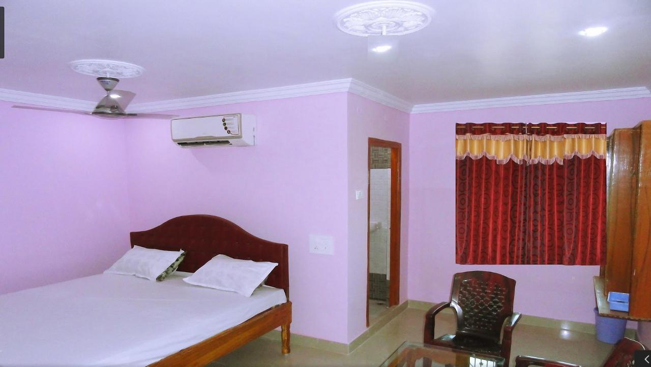 Hotel Royal Palace Bhadrachalam Buitenkant foto